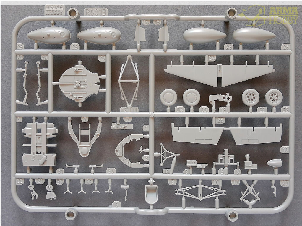 70033 FM-2 Wildcat ™ Model Kit